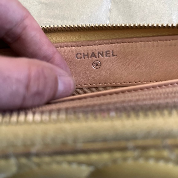 Chanel Camelia long wallet - Picture 13 of 15